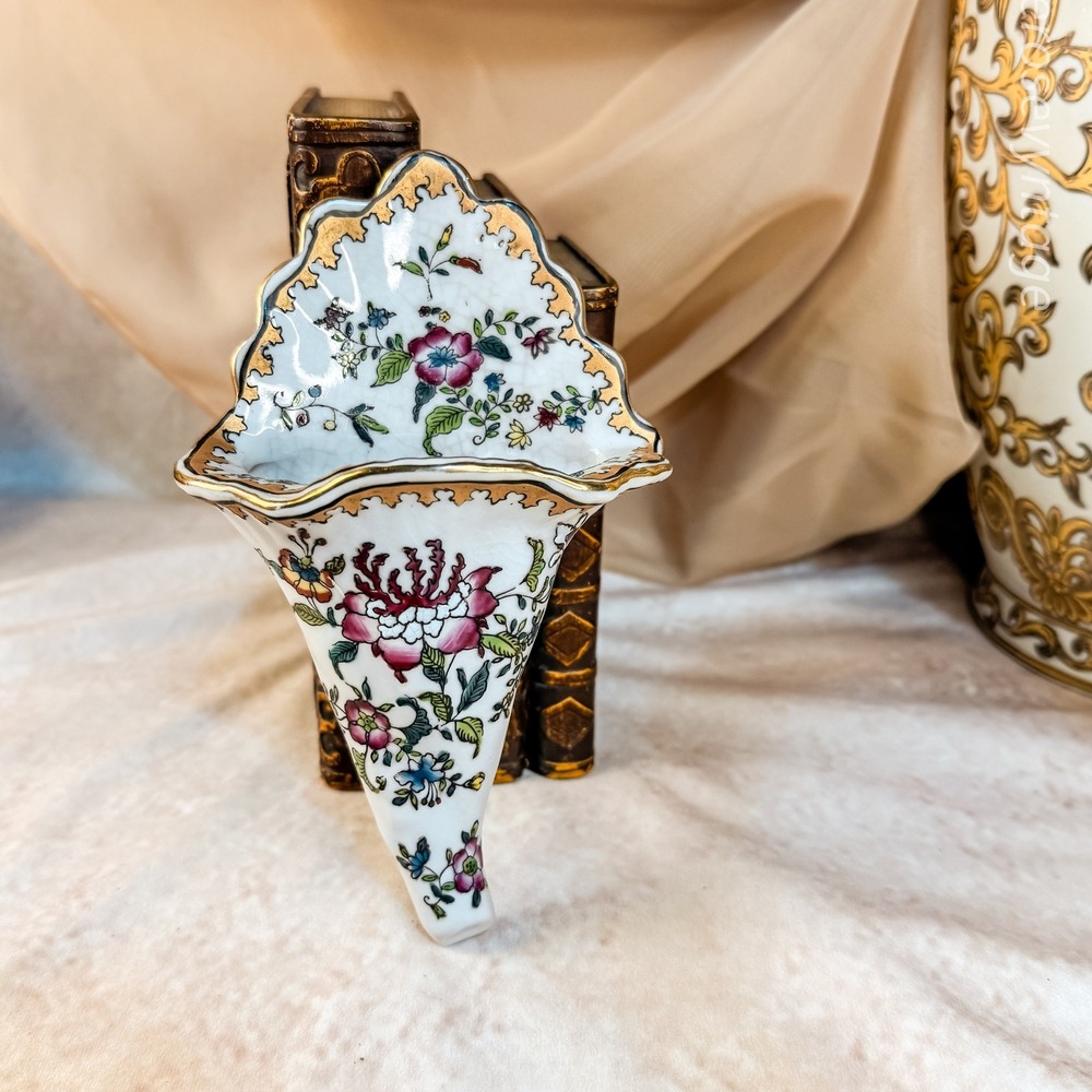 Floral French Faience‎ Wall Pocket
